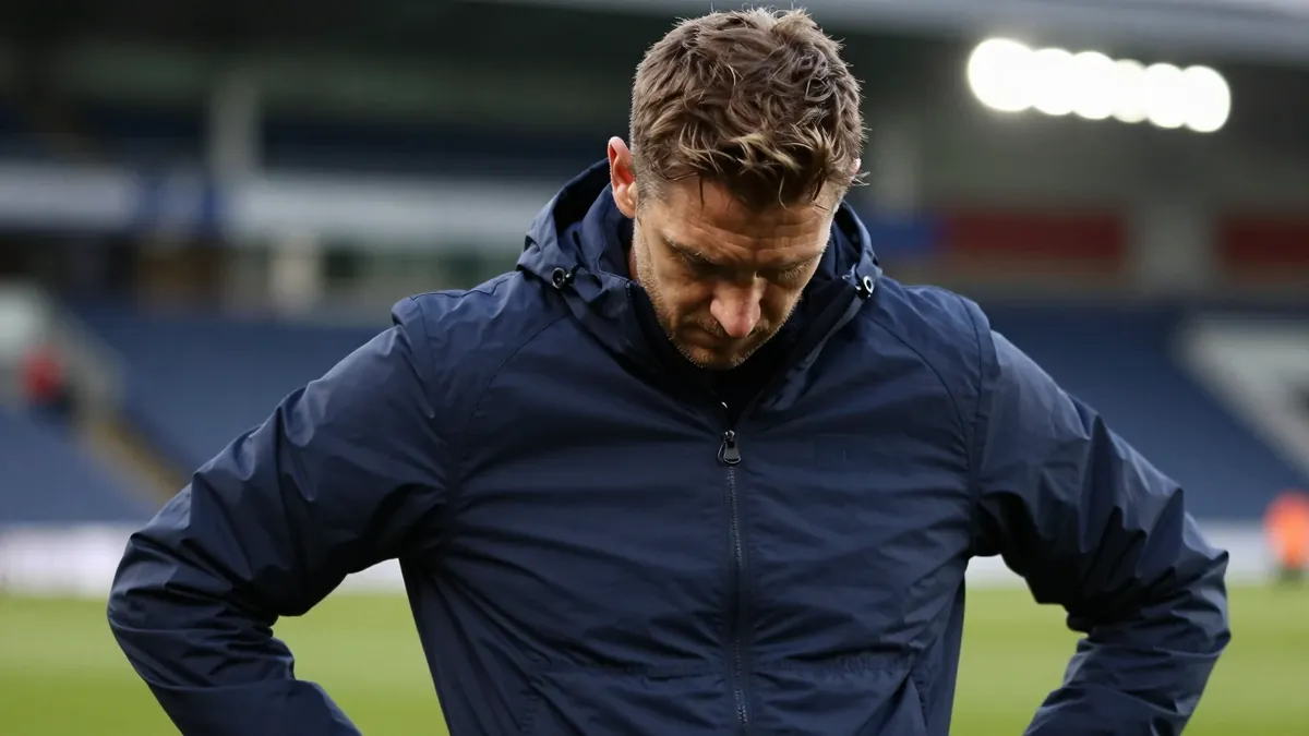 Kilmarnock manager Neil McCann apologised to fans after a 4-0 loss to Dundee United left the club bottom of the...