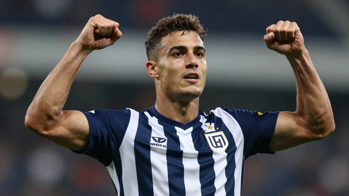 Kilmarnock crushed 5-1 by Celtic as Høgh hat-trick extends Hoops' perfect start